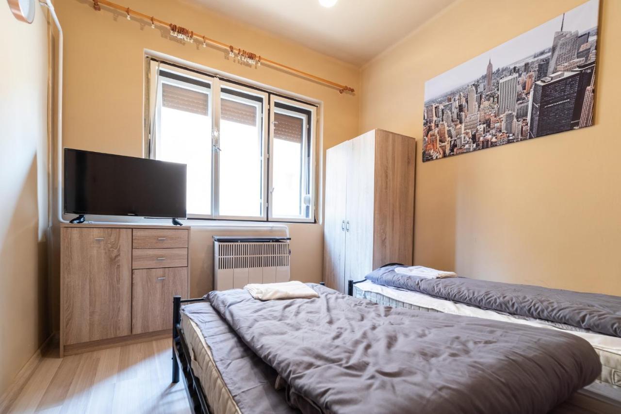 דירות Nyírbátor Ivanhoe Apartman מראה חיצוני תמונה